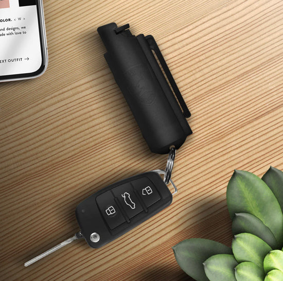 Black Discreet Spray